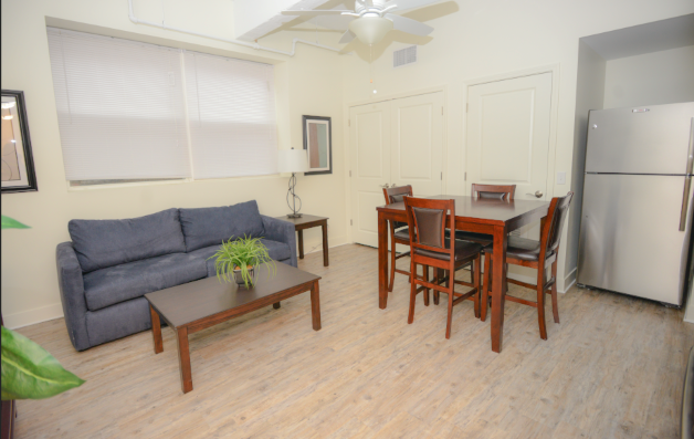 1 bed, 1 bath, 700 sqft, $1,325, Unit The Press - 2102