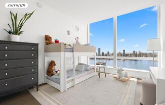 3 beds, 3.5 baths, 2,290 sqft, $35,000, Unit 44W