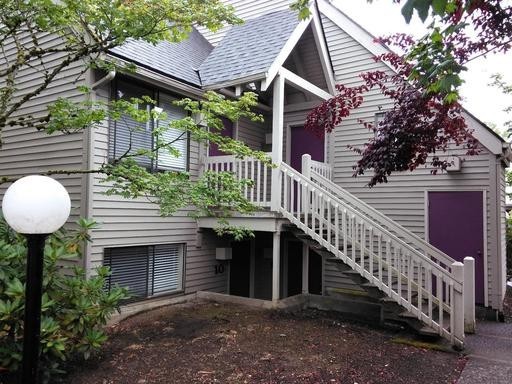(909) Plumtree Apartments - 1 Bedroom / 1 Bathroom