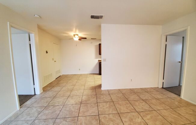 2 beds, 2 baths, $1,525