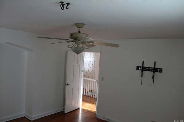 4 beds, 1 bath, $3,700