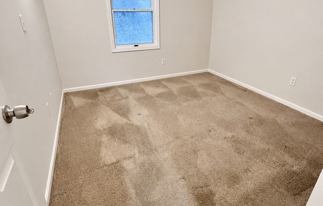 2 beds, 1 bath, 922 sqft, $2,500, Unit 3