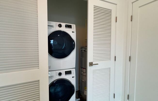 1 bed, 1 bath, 530 sqft, $1,400, Unit 304