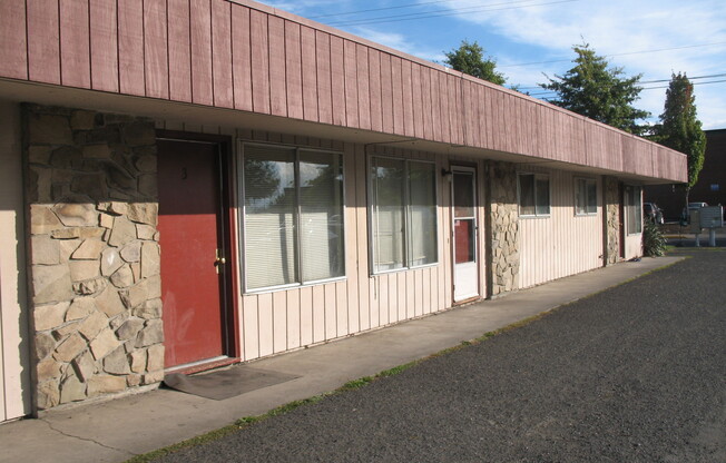 486 Buckeye St.