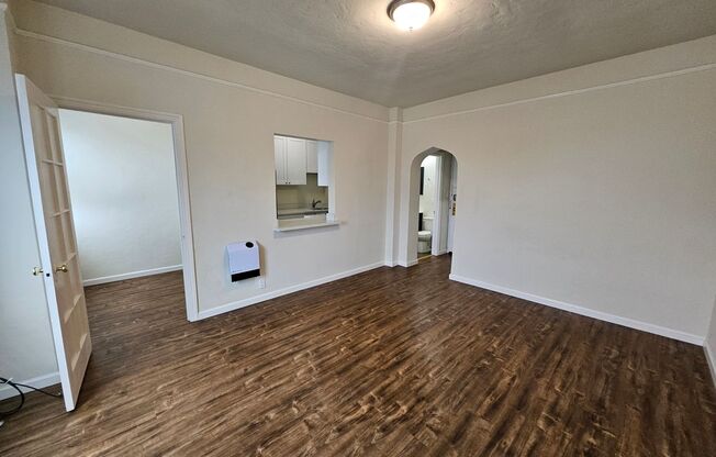 Studio, 1 bath, 450 sqft, $2,500, Unit 701
