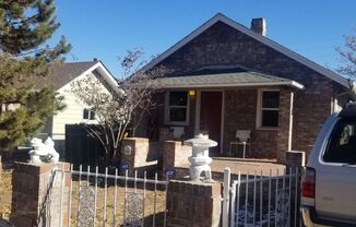 3 Bedroom home in Lakewood!