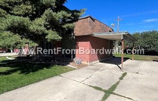 2 beds, 2 baths, 1,078 sqft, $1,300, Unit 572 W 400 N