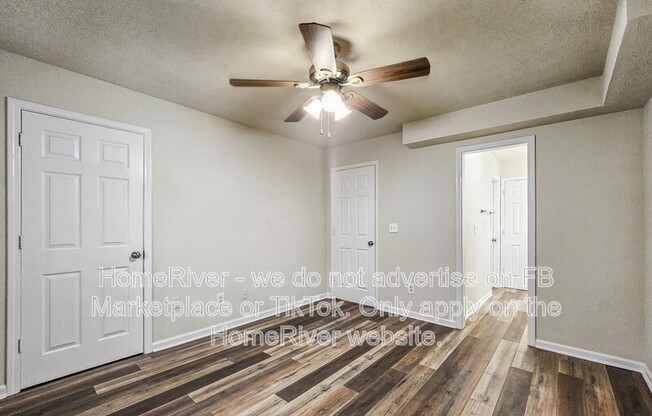 2360 WELLINGTON CIR