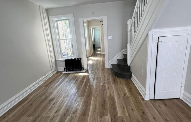 Huge 5 bedroom house with off-street parking