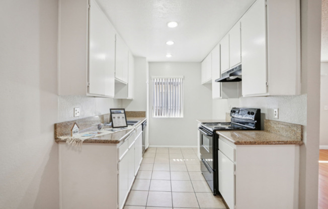626 E VERDUGO AVE