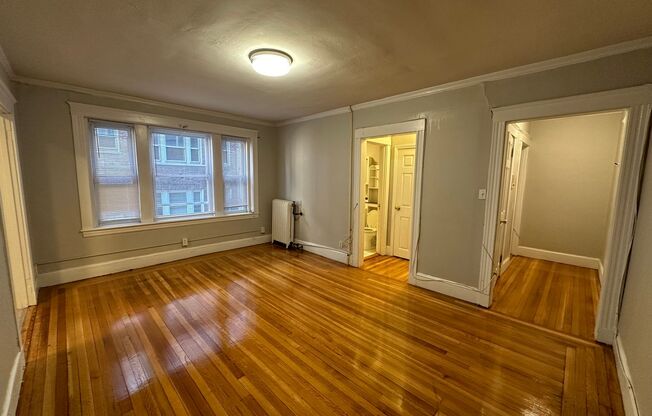 1 bed, 1 bath, $2,050, Unit 3