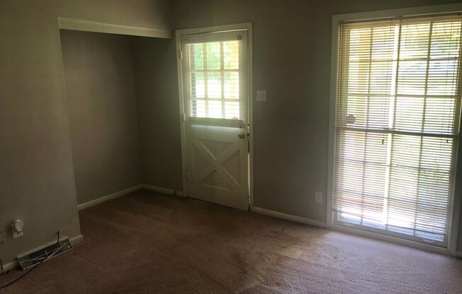 Awesome Windsor Park location near the Plaza, NODA and Uptown Charlotte