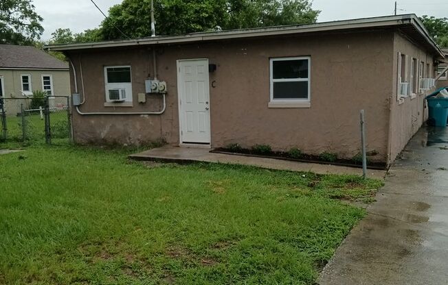 3 Bedroom, 1 Bath for Rent with NO HOA at 902 West Jackson Street Orlando FL 32805