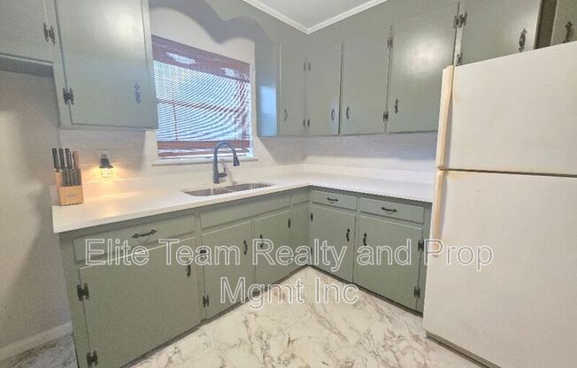 809 WILBROWN CIR