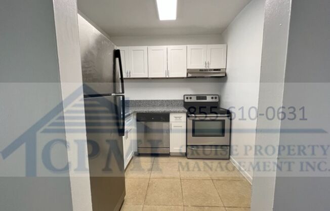 2 beds, 1 bath, 896 sqft, $2,095, Unit C306