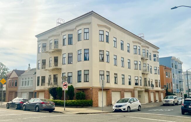 201 Mallorca Way Apartments
