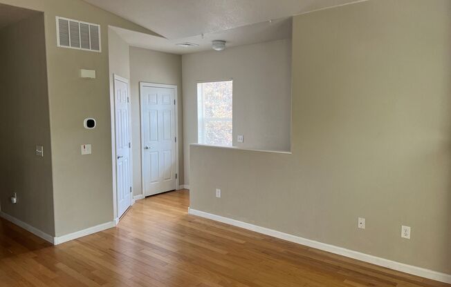 Fantastic 2 bedroom Condo Avail NOW