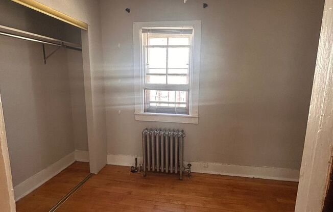 1650-52 N. Arlington