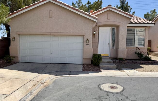 Cute and cozy 2 bedroom 2 bathroom condo