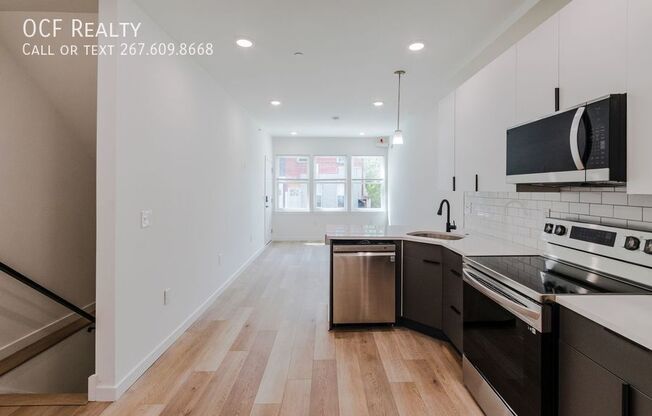 1003 W DAKOTA ST