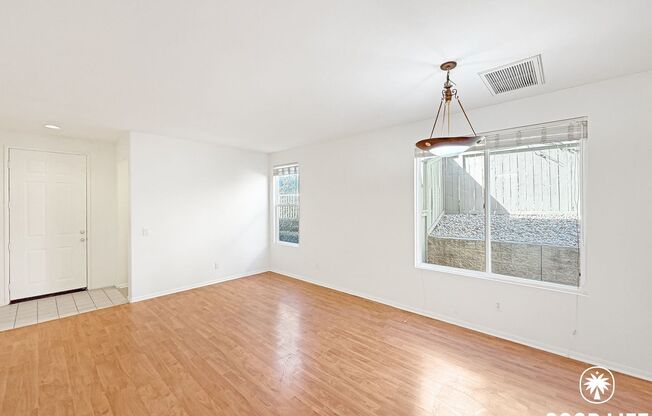 SD: Stunning 4B/2.5BA Home in Gated Community in Poway!