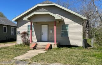 2 beds, 1 bath, $900