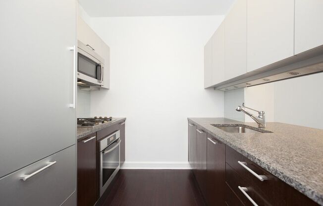 1 bed, 1 bath, 697 sqft, $4,995, Unit 9D