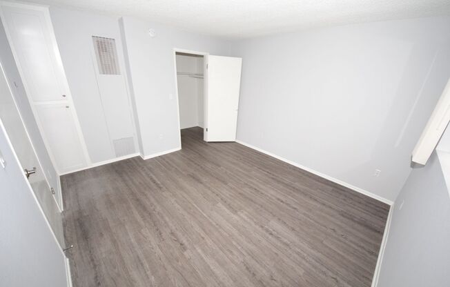 1 bed, 1 bath, $2,295, Unit 33-115