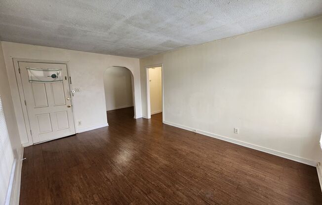 Charming 1 Bedroom in Meadowbrook