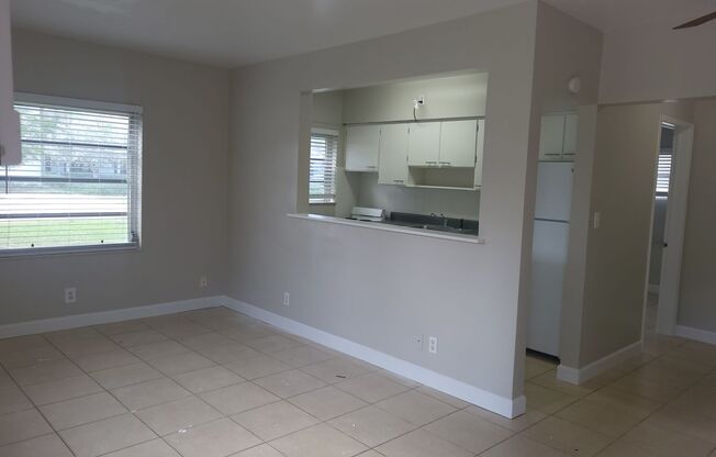 1 bed, 1 bath, 850 sqft, $1,600, Unit 1W