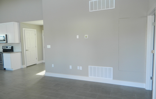 Engelhardt Properties2 (4401 Hank Ave)