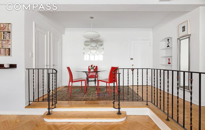 333 W 57 ST