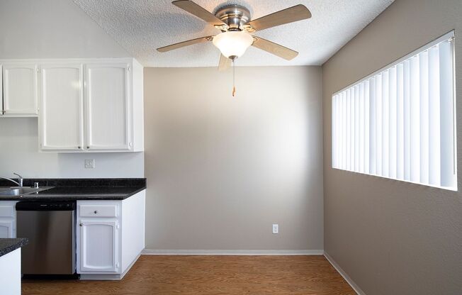 1 bed, 1 bath, 640 sqft, $1,950, Unit 1467 - G