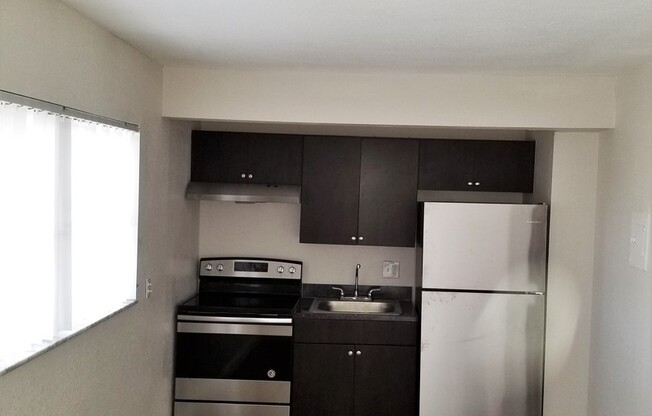 Studio, 1 bath, 525 sqft, $1,500, Unit C-26