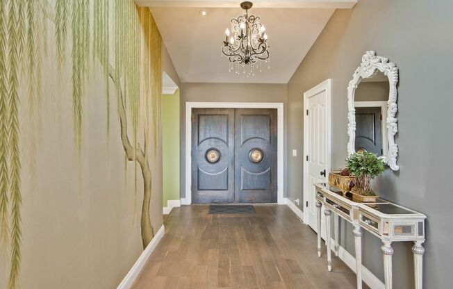 Beautiful Single Level 5 Bed 4 Bath Home in the Desirable Los Altos