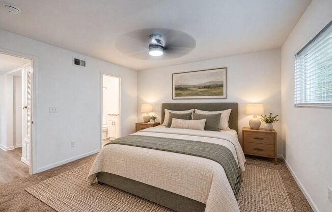 3 beds, 2 baths, 1,200 sqft, $1,995, Unit 2290-03