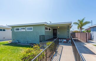 Gorgeously Renovated Harbor City 3-Bed Gem