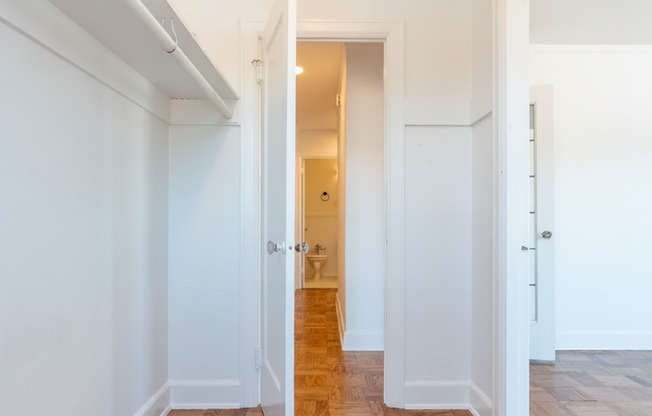 1 bed, 1 bath, 760 sqft, $2,200, Unit 501