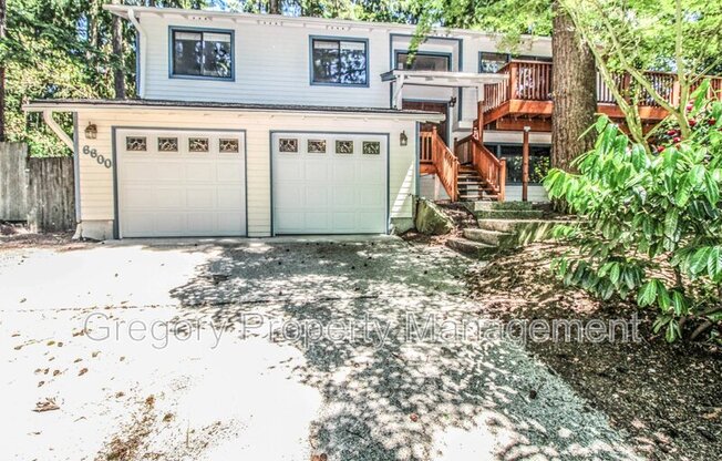 6600 119th Ave SE