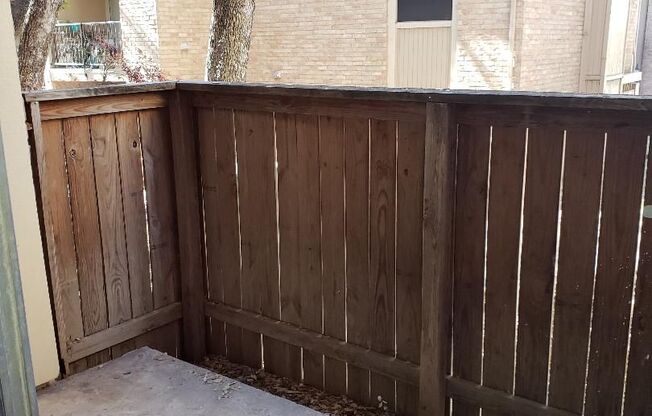 1 bed, 1 bath, 630 sqft, $790, Unit *204