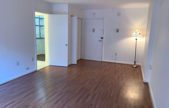 Studio, 1 bath, $1,825, Unit Unit 716