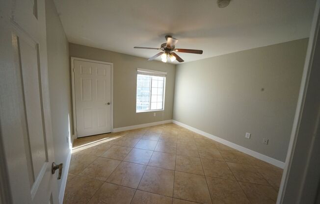 1 bed, 1 bath, $1,195, Unit Building 4