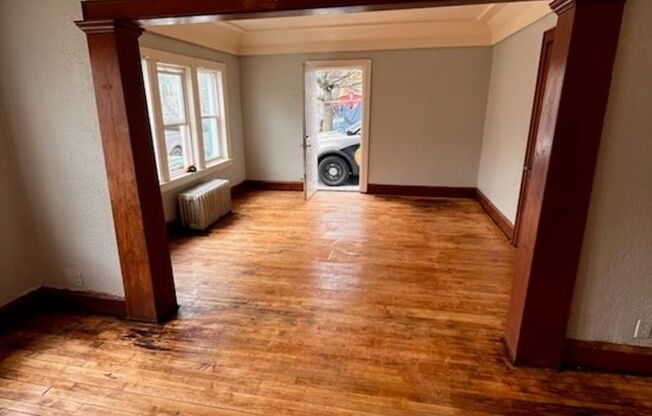 2504 W.Scott (Aka 1143 S 25th)