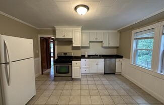 Partner-provided photo for $2500 unit