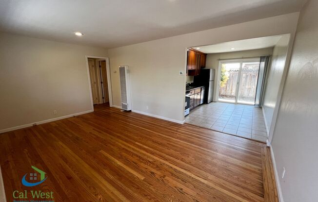 $2600 - Quiet Mountain View apartment in North Whisman Neighborhood, SMALL PET POSSIBLE!