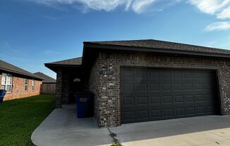 3BR 2BA duplex with 2 car garage!!