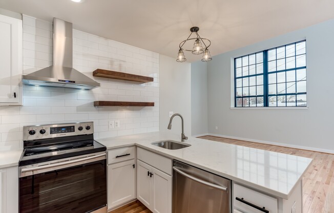 1 bed, 1.5 baths, 663 sqft, $2,200, Unit 206