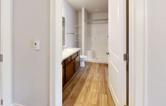 1 bed, 1 bath, 705 sqft, $1,185, Unit 2045-10