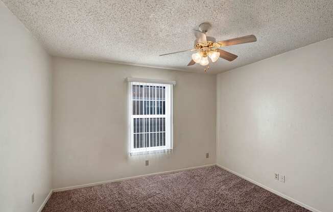 Golden Crest Bedroom Apartment for rent Odessa, TX