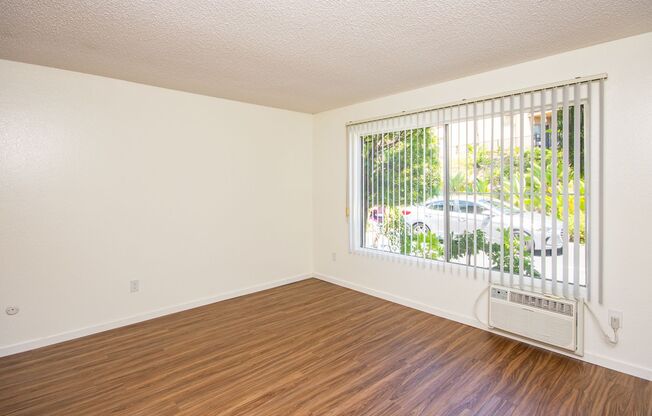 San Carlos Village Apts.